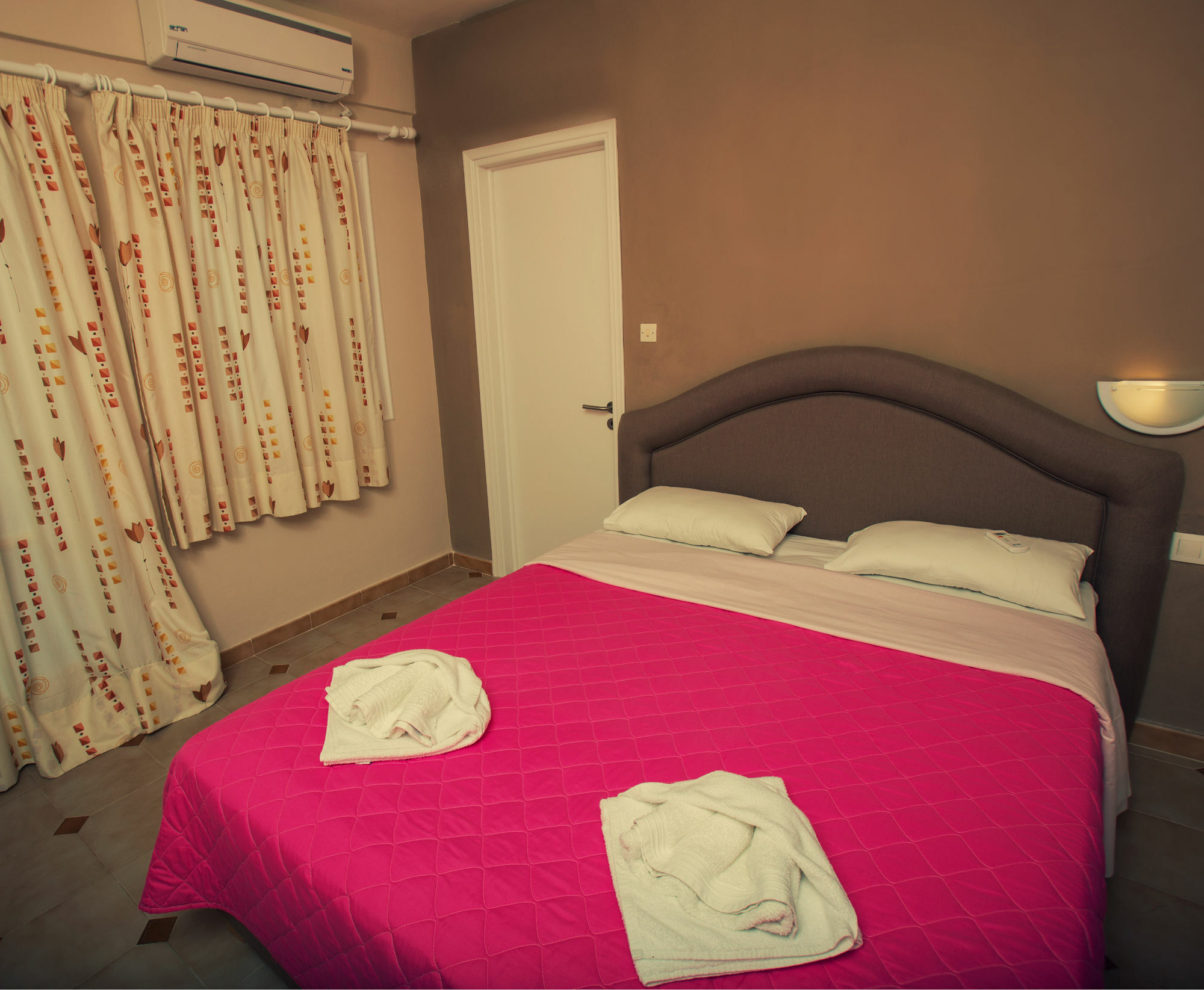 Sunshine Resort لاسي المظهر الخارجي الصورة